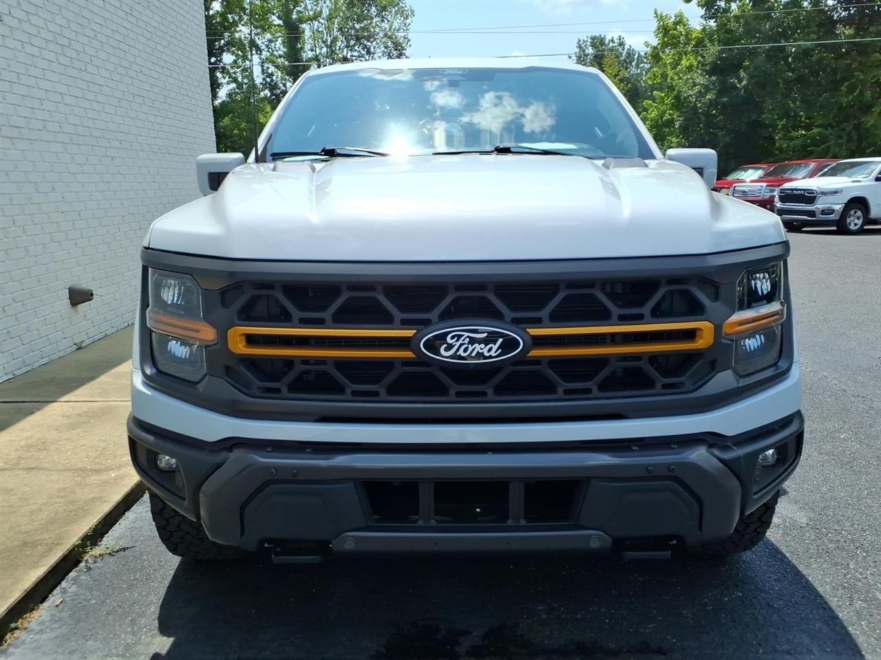 Ford F-150 Tremor SuperCrew 4WD 2025