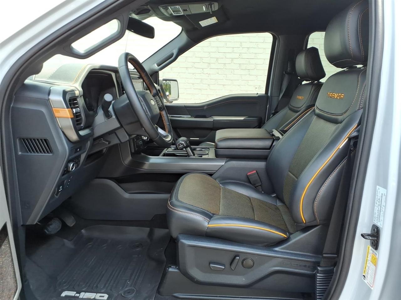 Ford F-150 Tremor SuperCrew 4WD 2025