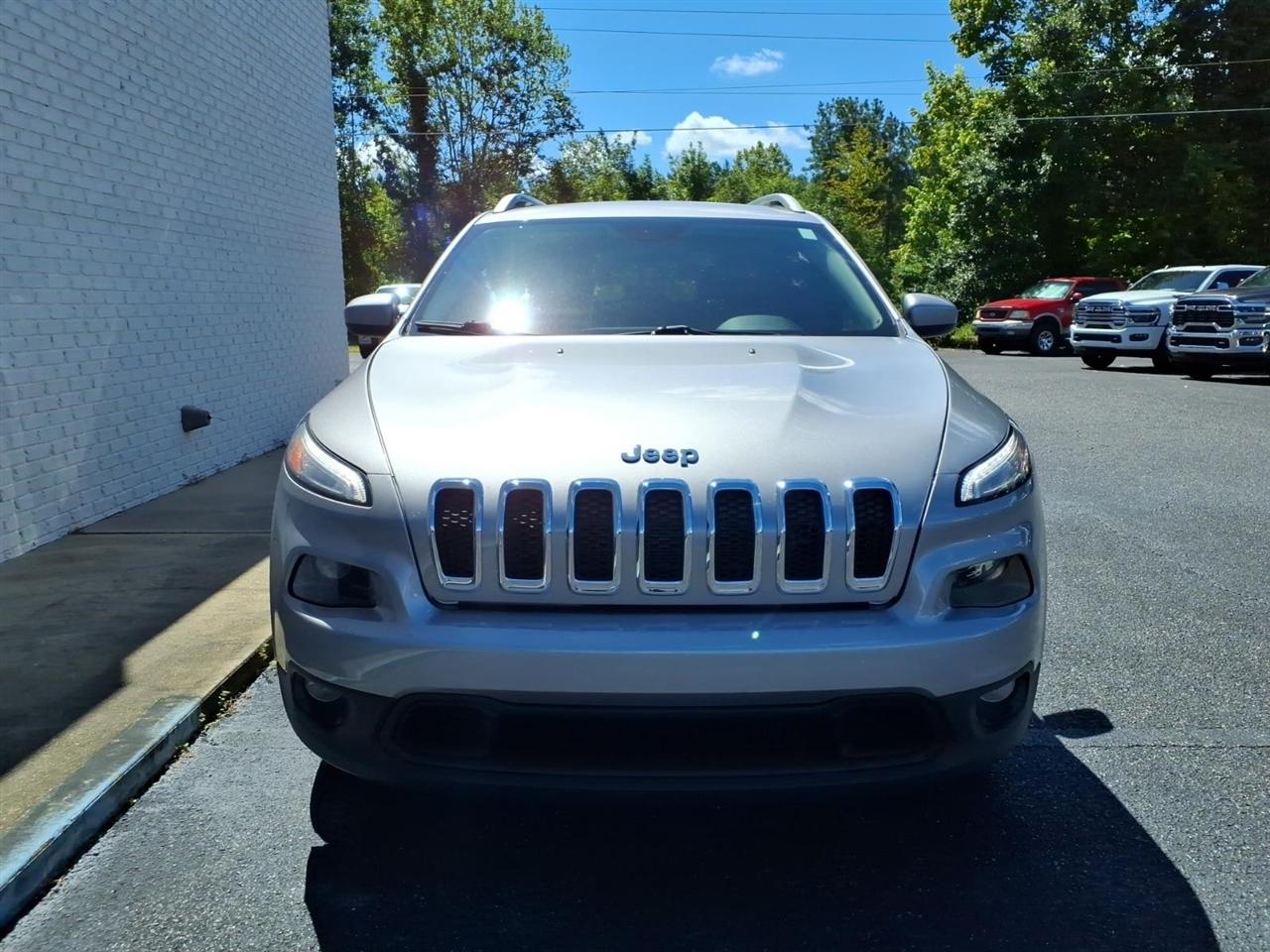 Jeep Cherokee  2018