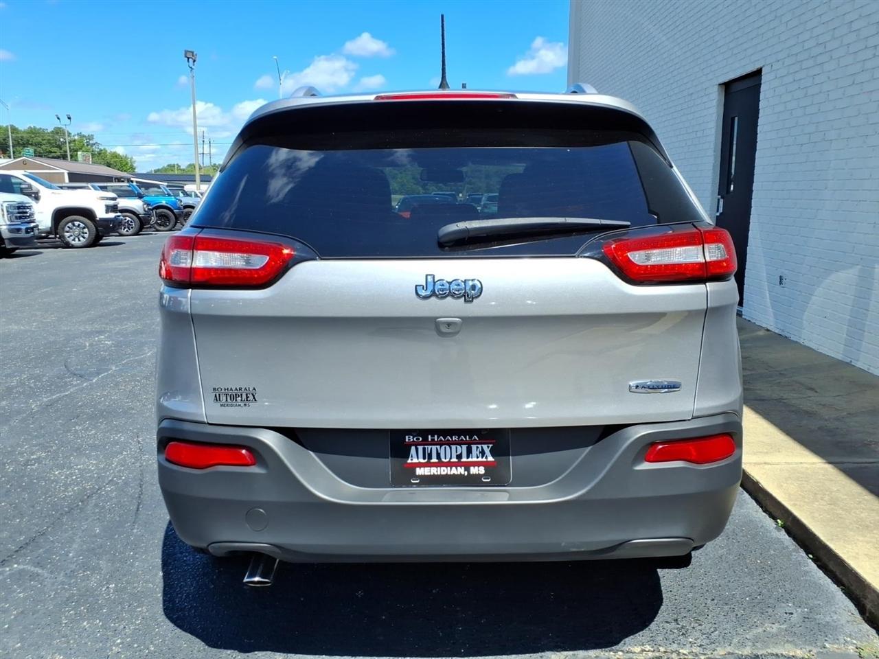 Jeep Cherokee  2018