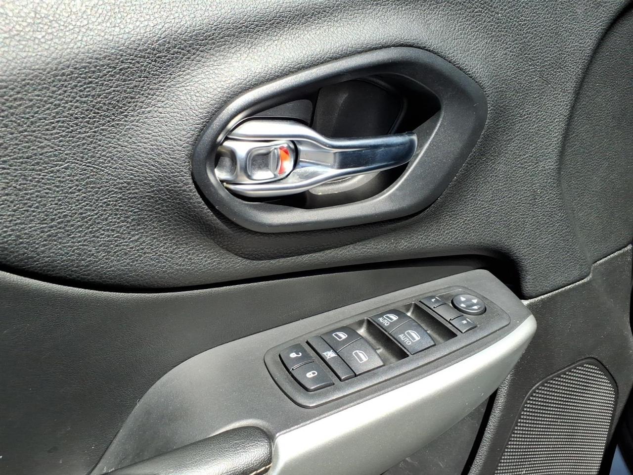 Jeep Cherokee  2018