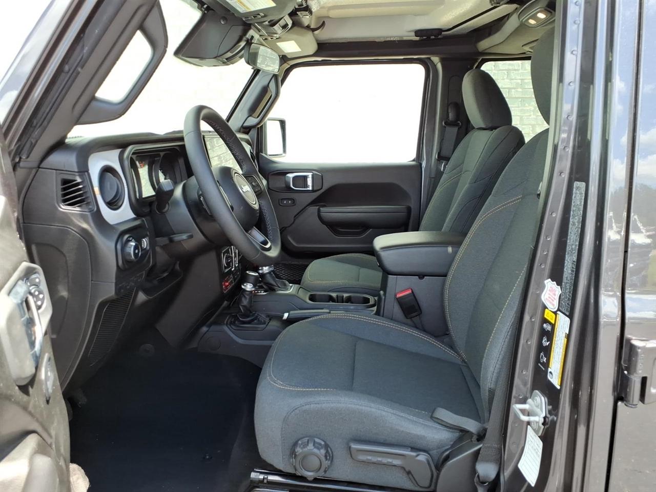 Jeep Wrangler Willys 4x4 2025