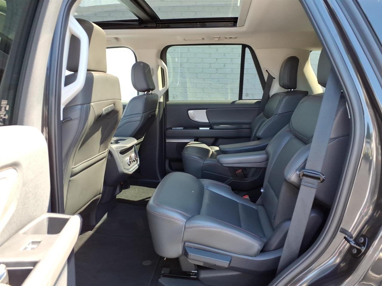 Ford Expedition  2025