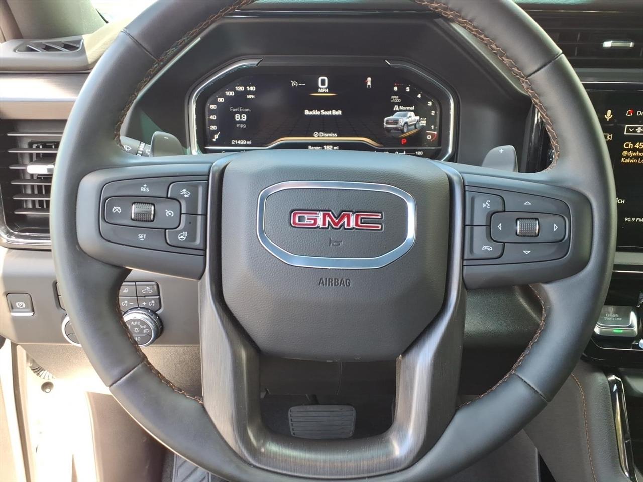 GMC Sierra 1500 AT4 Crew Cab 4WD SWB 2025
