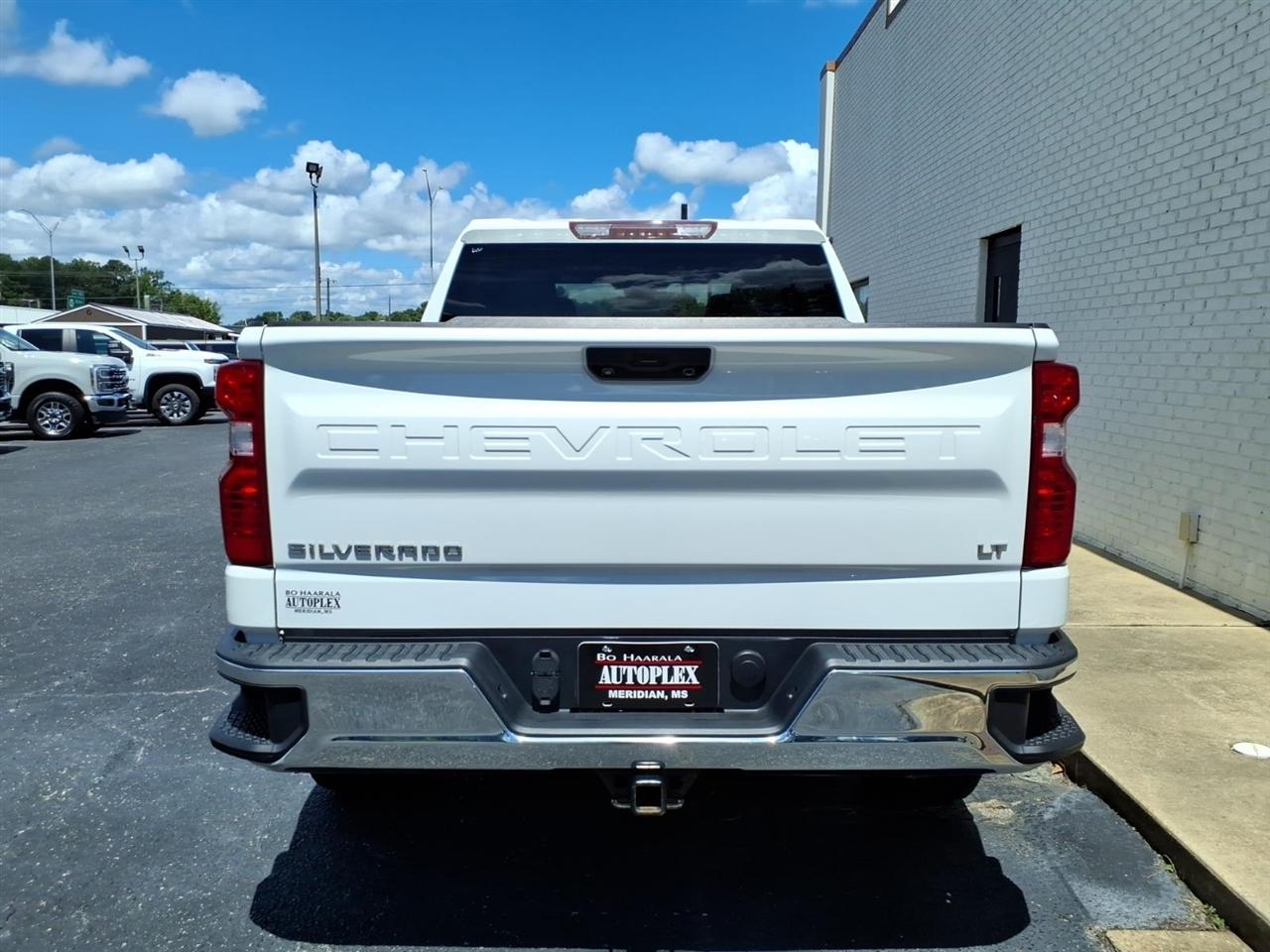 Chevrolet Silverado 1500 LT 4WD 2023
