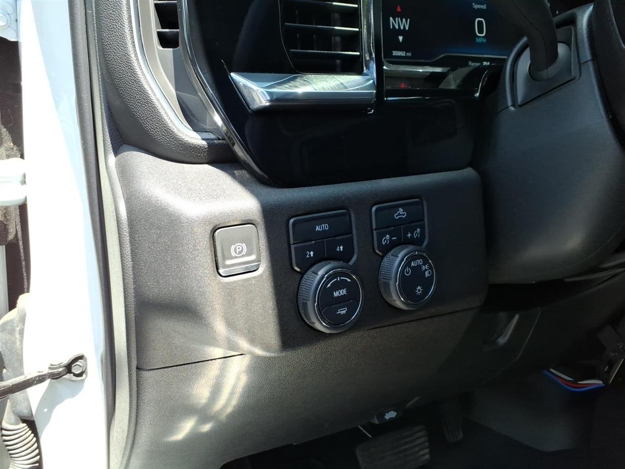 Chevrolet Silverado 1500 LT 4WD 2023
