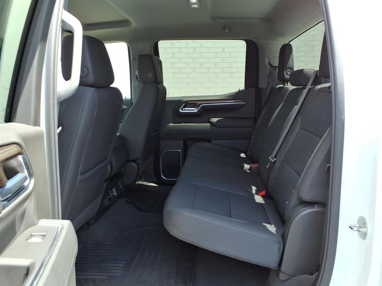 Chevrolet Silverado 1500 LT 4WD 2023