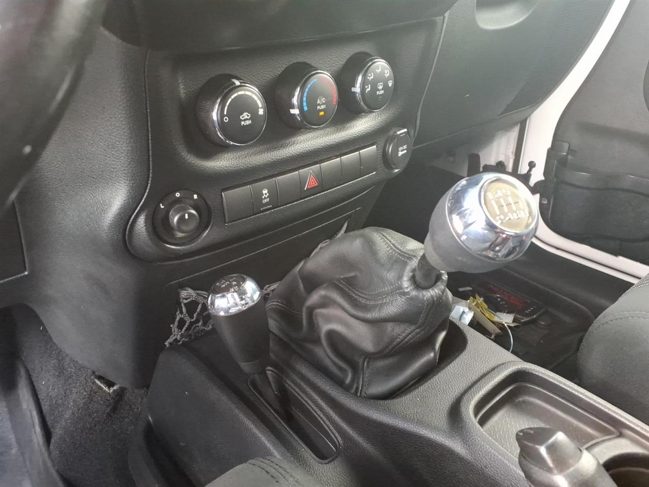 Jeep Wrangler  2012