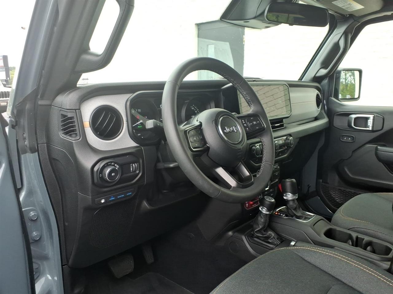 Jeep Wrangler 4xe  2025
