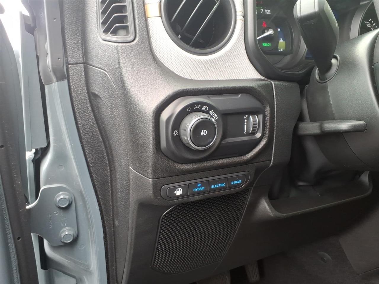 Jeep Wrangler 4xe  2025