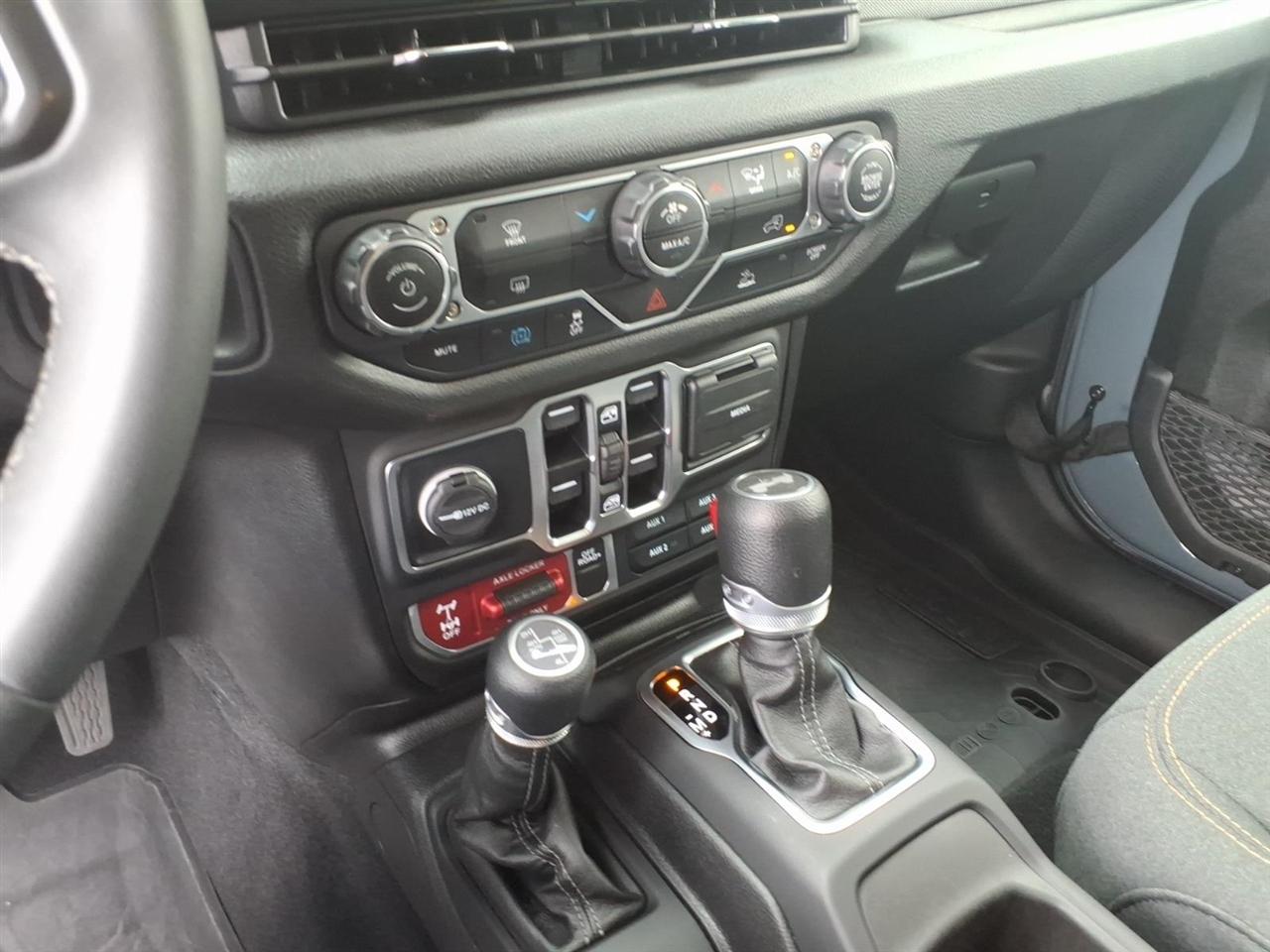 Jeep Wrangler 4xe  2025