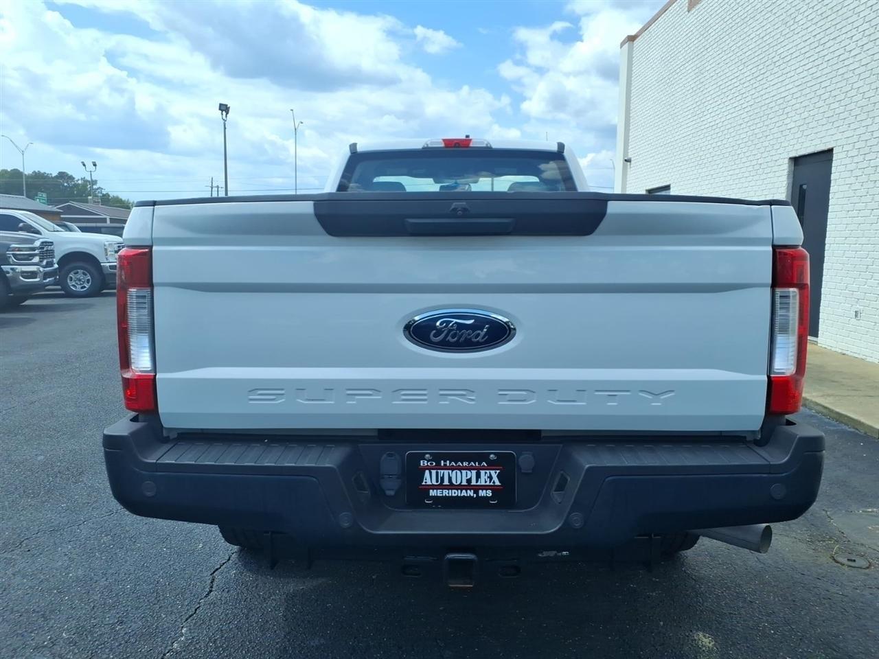 Ford F-250 SD  2018