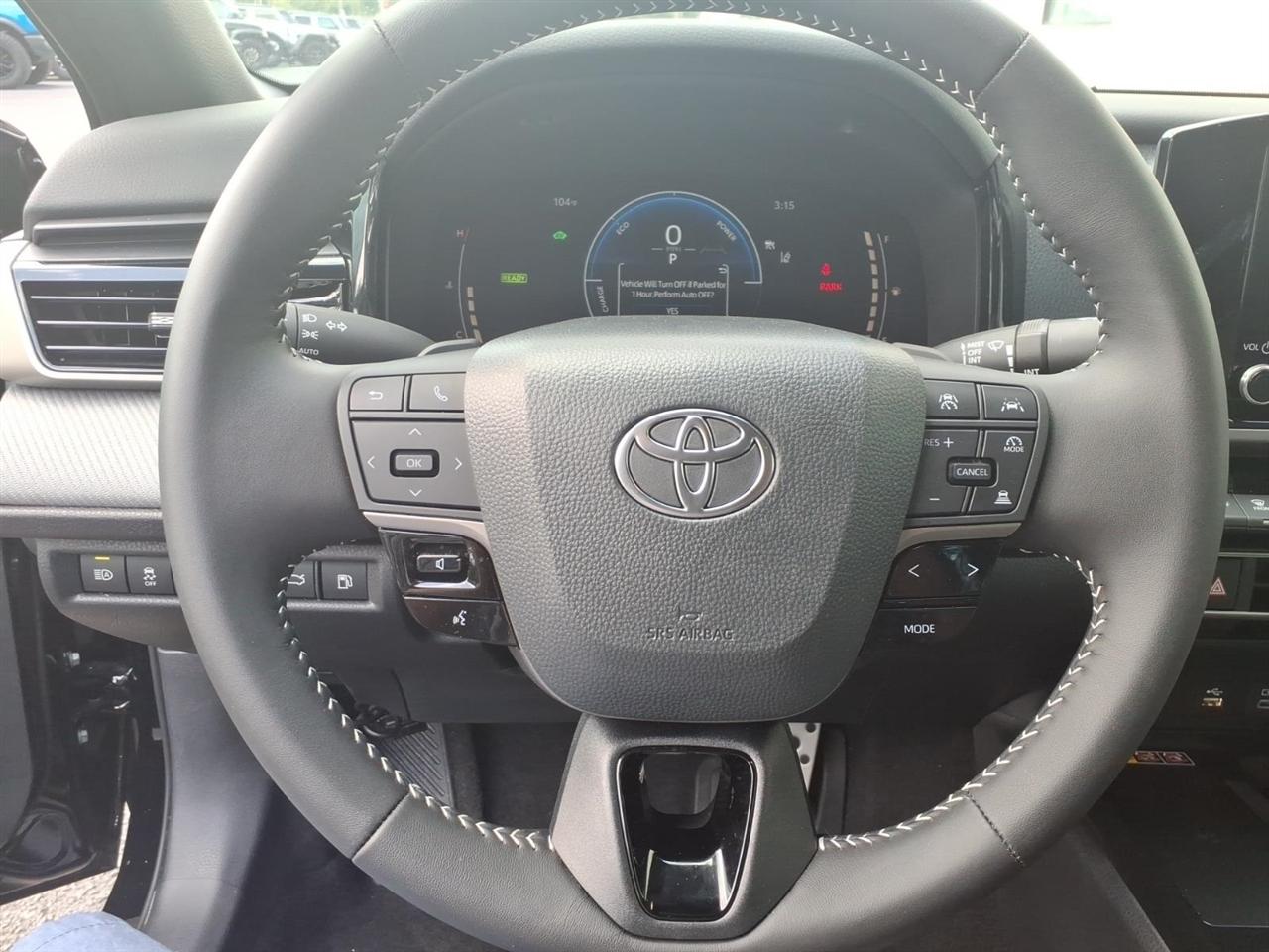 Toyota Camry Hybrid  2026