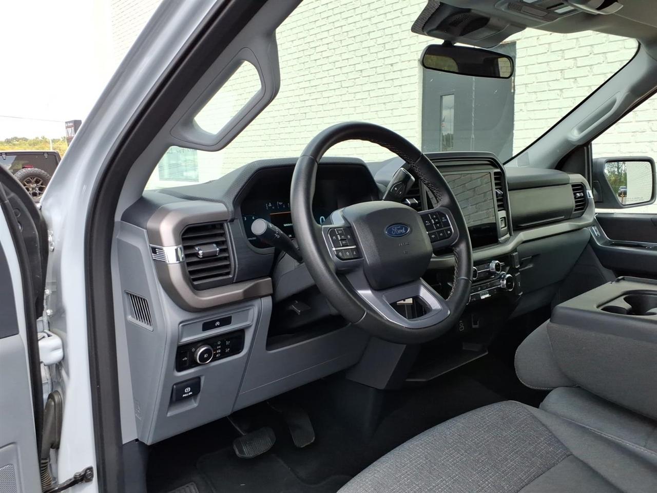 Ford F-150  2025
