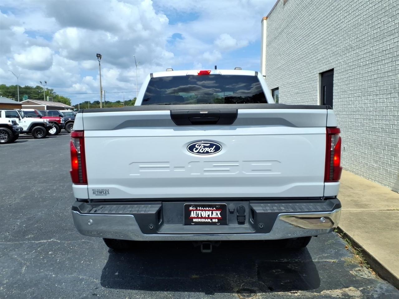 Ford F-150  2025