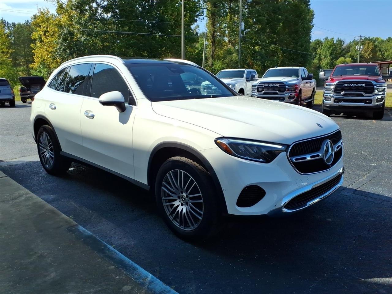 Mercedes-Benz GLC-Class  2026