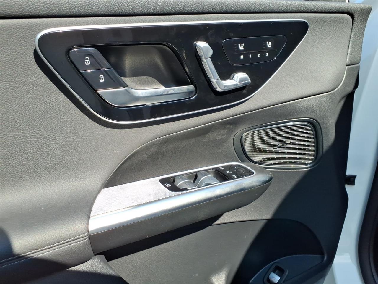 Mercedes-Benz GLC-Class  2026