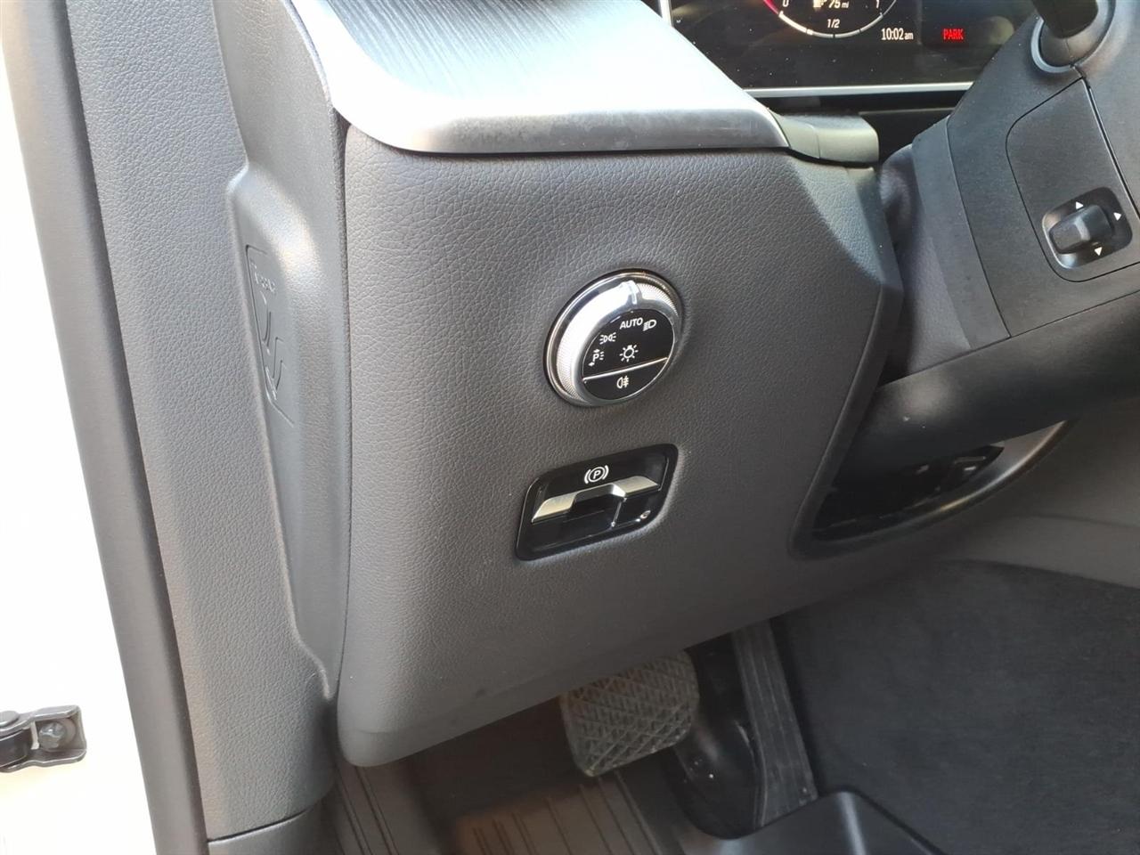 Mercedes-Benz GLC-Class  2026