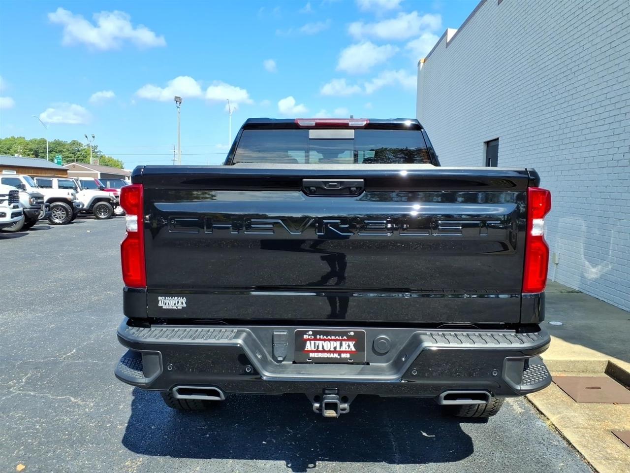 Chevrolet Silverado 1500  2025