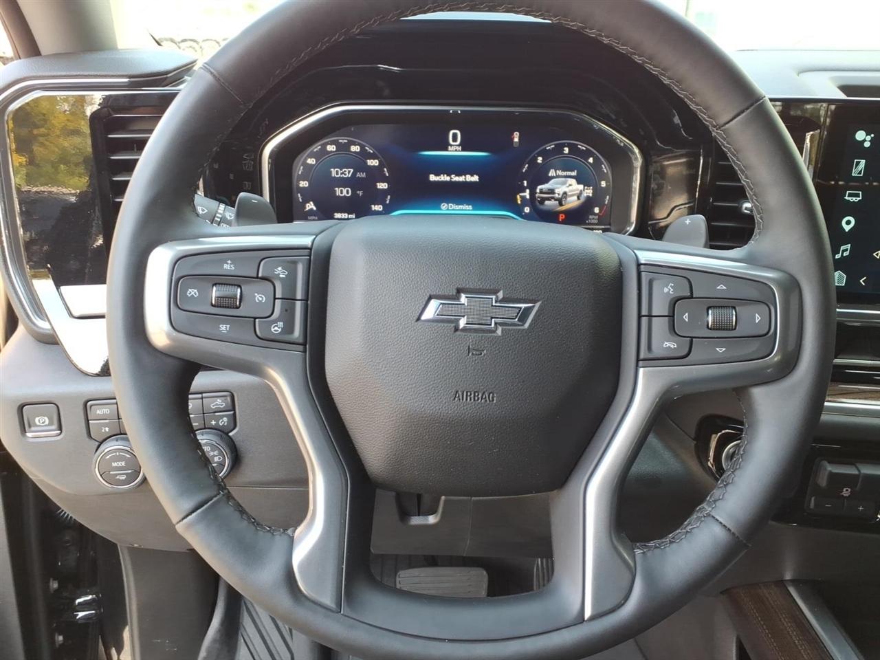 Chevrolet Silverado 1500  2025