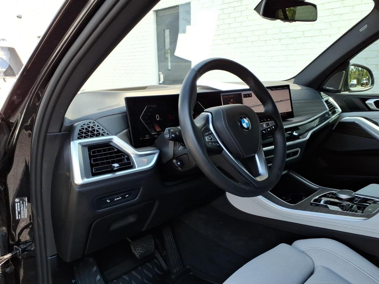 BMW X5 sDrive40i 2025