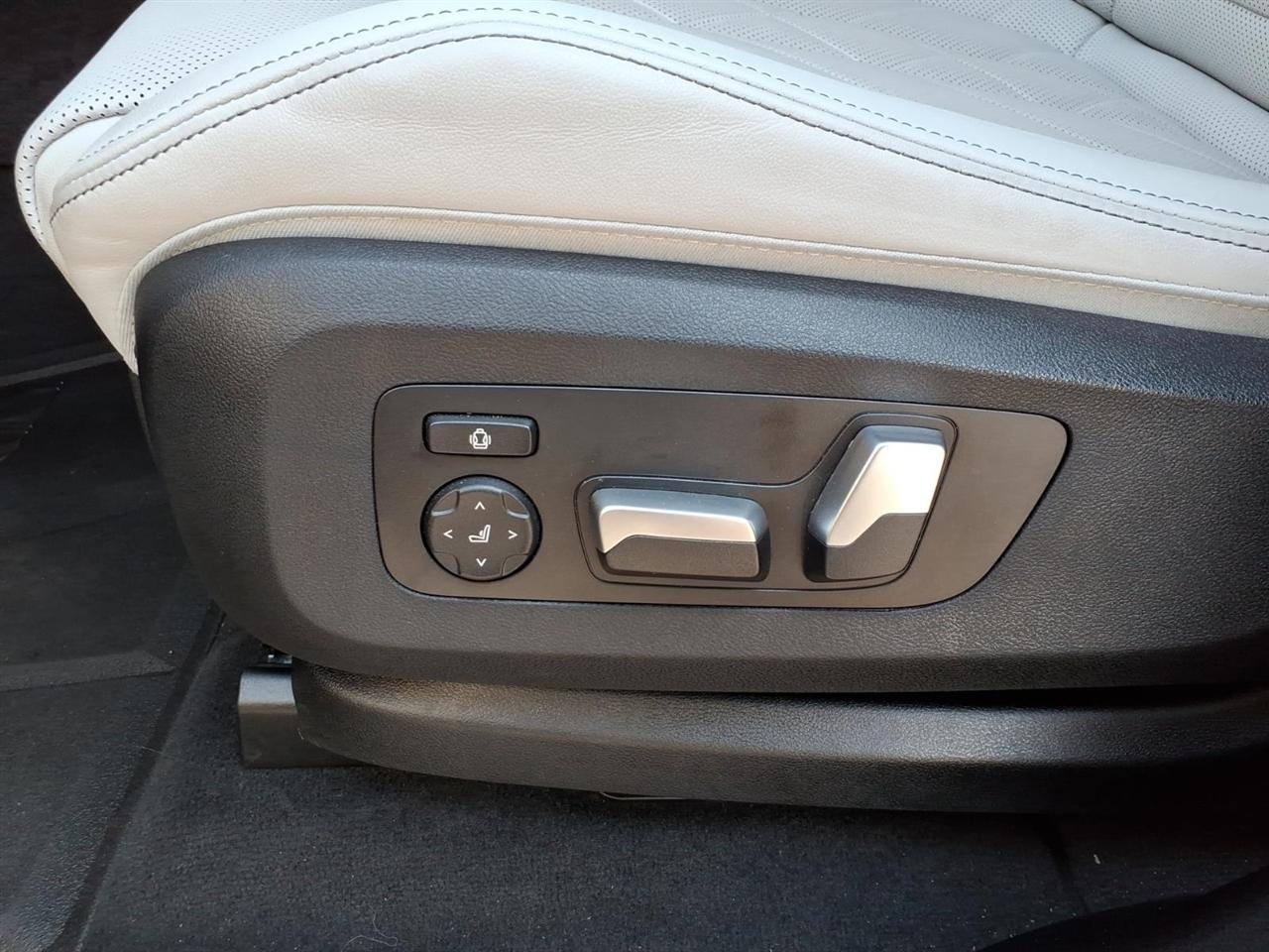 BMW X5 sDrive40i 2025