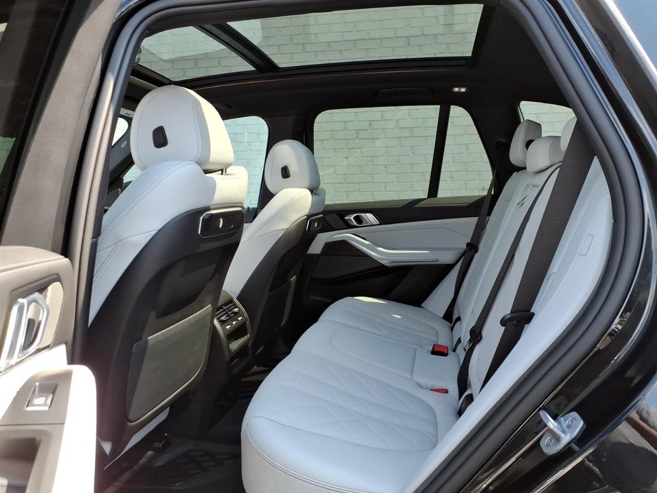 BMW X5 sDrive40i 2025