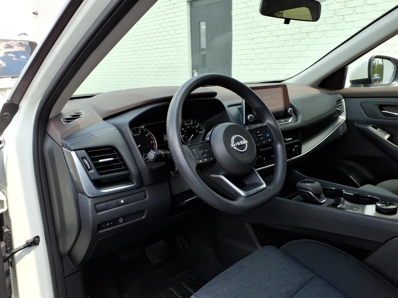 Nissan Rogue  2023