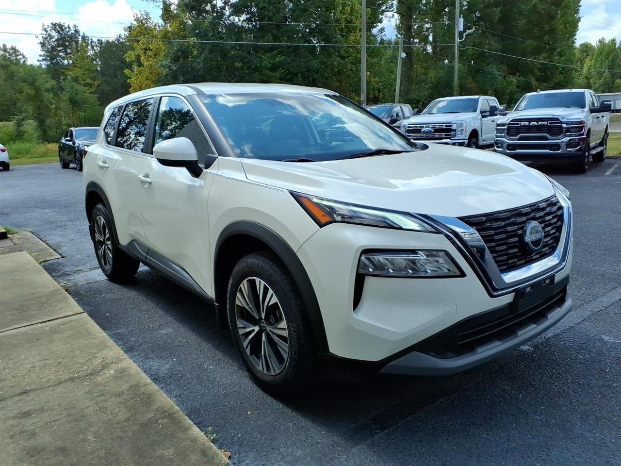 Nissan Rogue SV 2023
