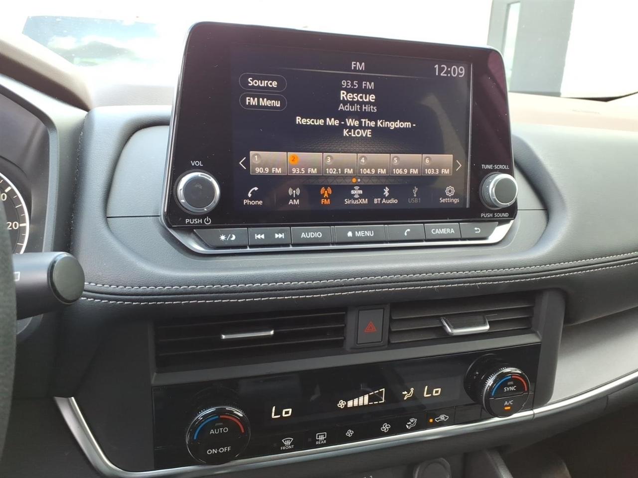 Nissan Rogue SV 2023
