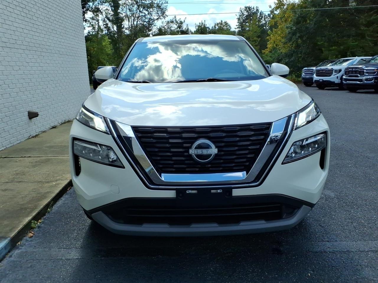 Nissan Rogue SV 2023