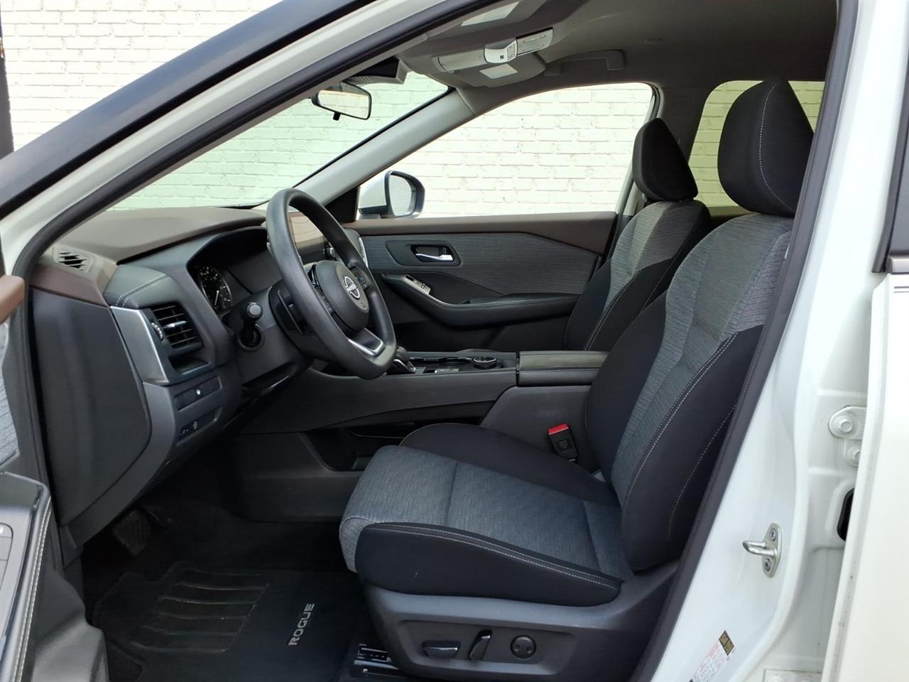 Nissan Rogue SV 2023