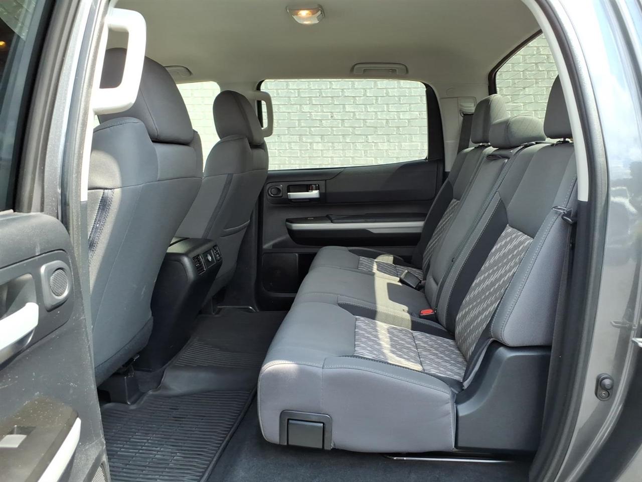 Toyota Tundra  2019