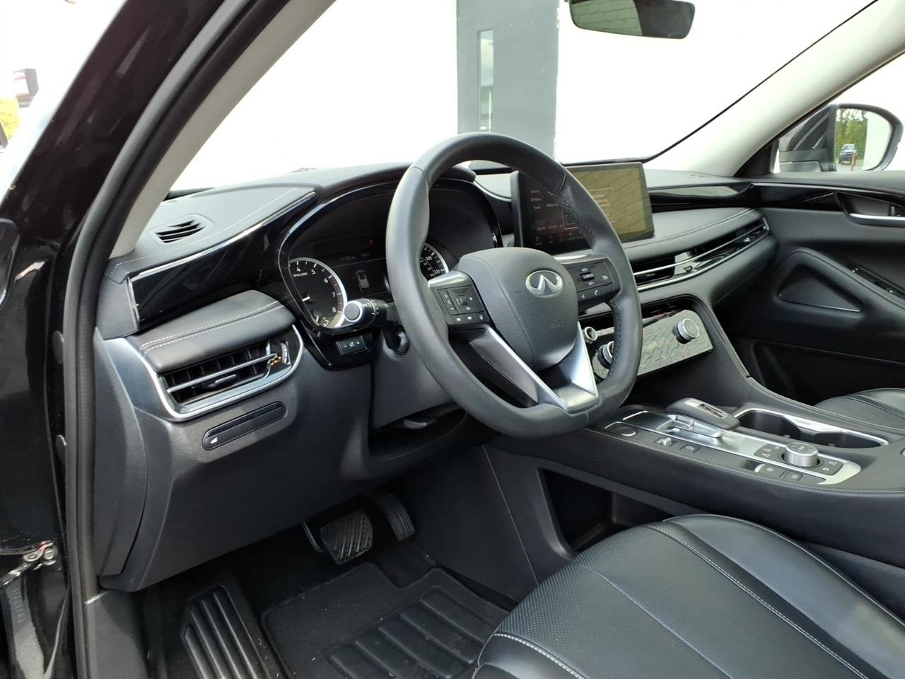 Infiniti QX60 PURE 2025