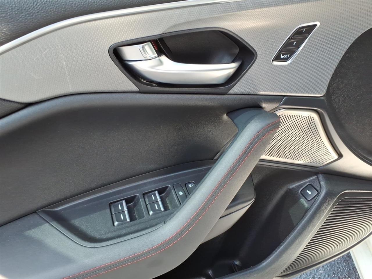 Acura TLX  2022