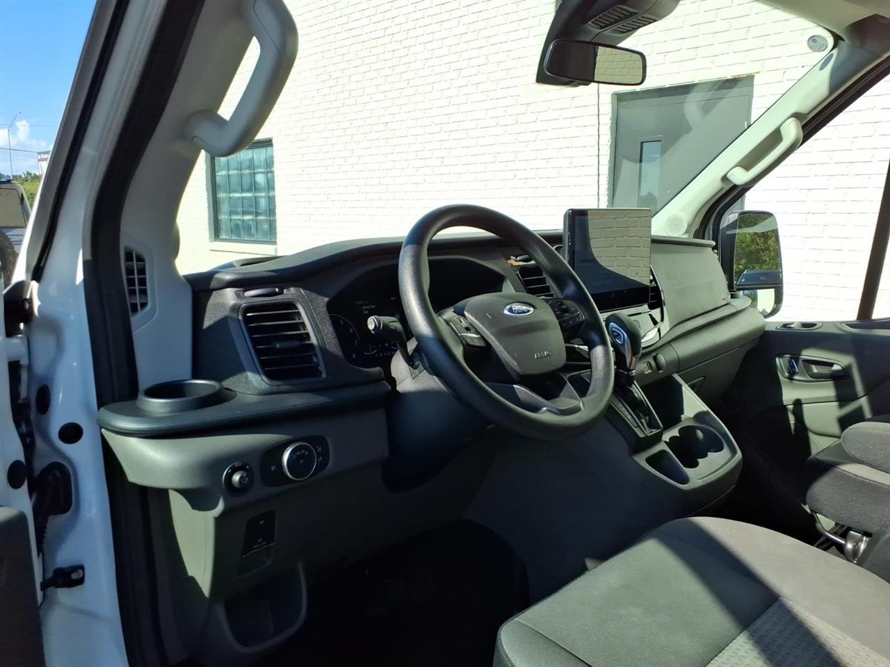 Ford Transit  2025