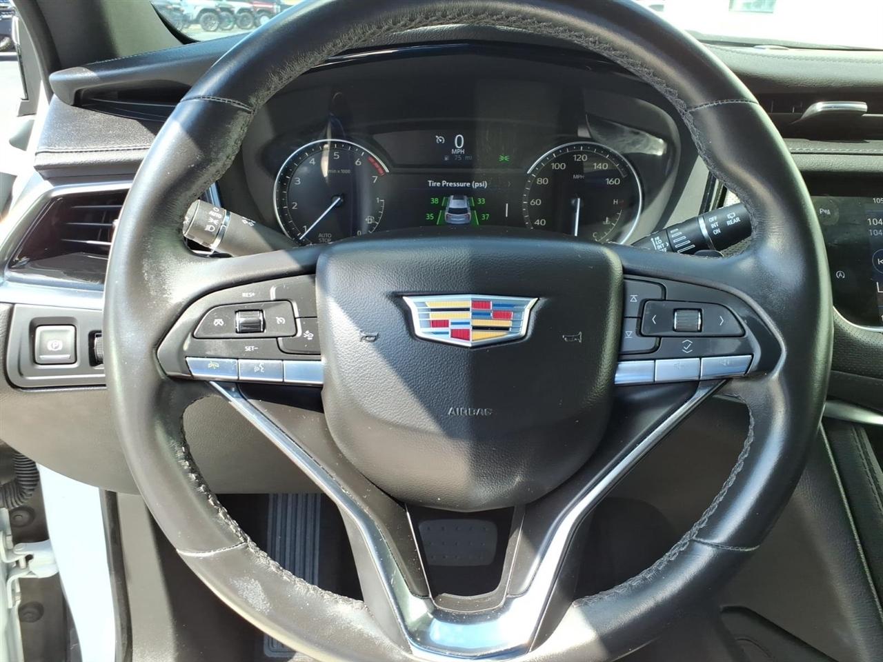 Cadillac XT6  2024
