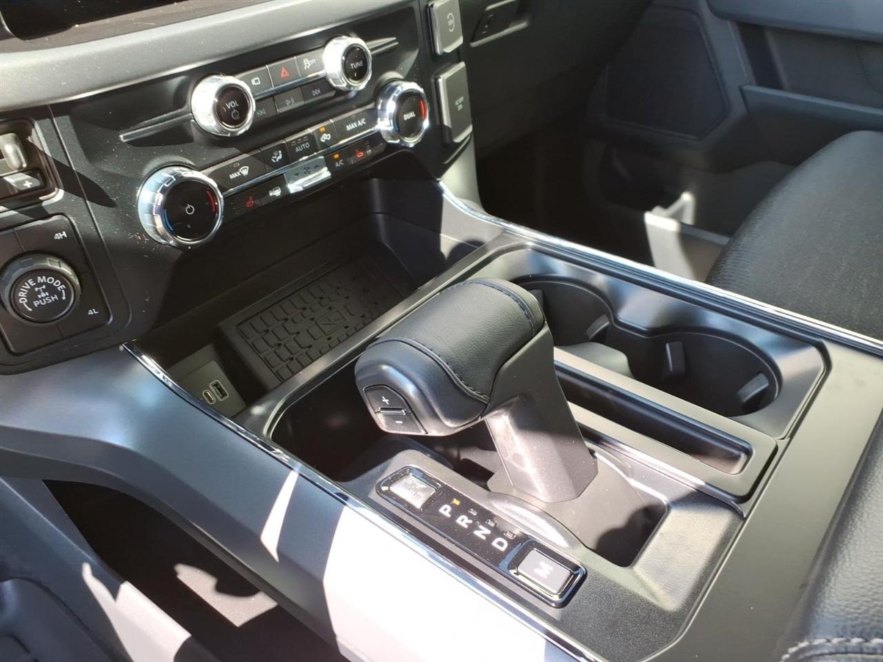 Ford F-150  2025
