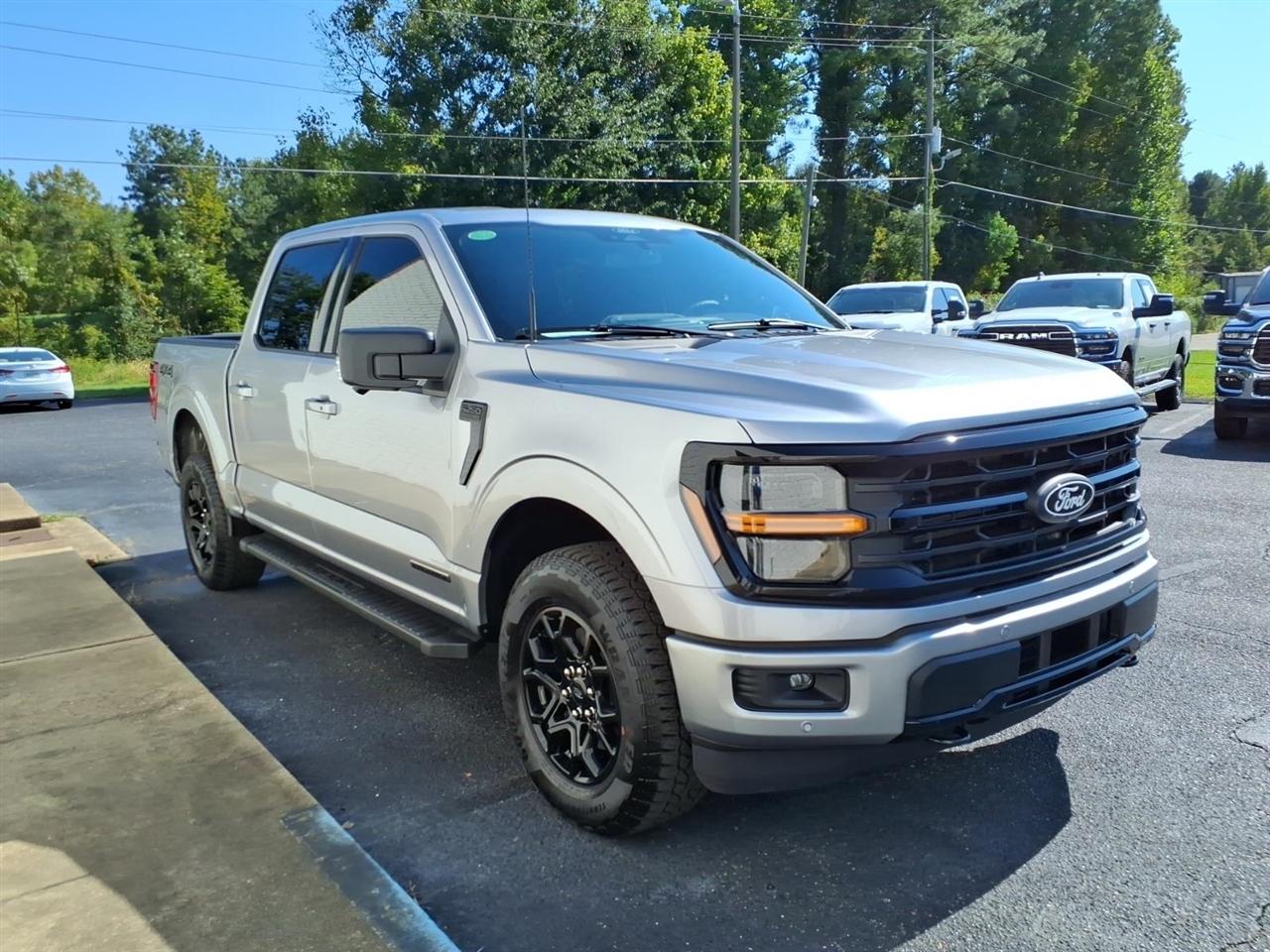 Ford F-150 XLT SuperCrew Short Bed 4WD 2025