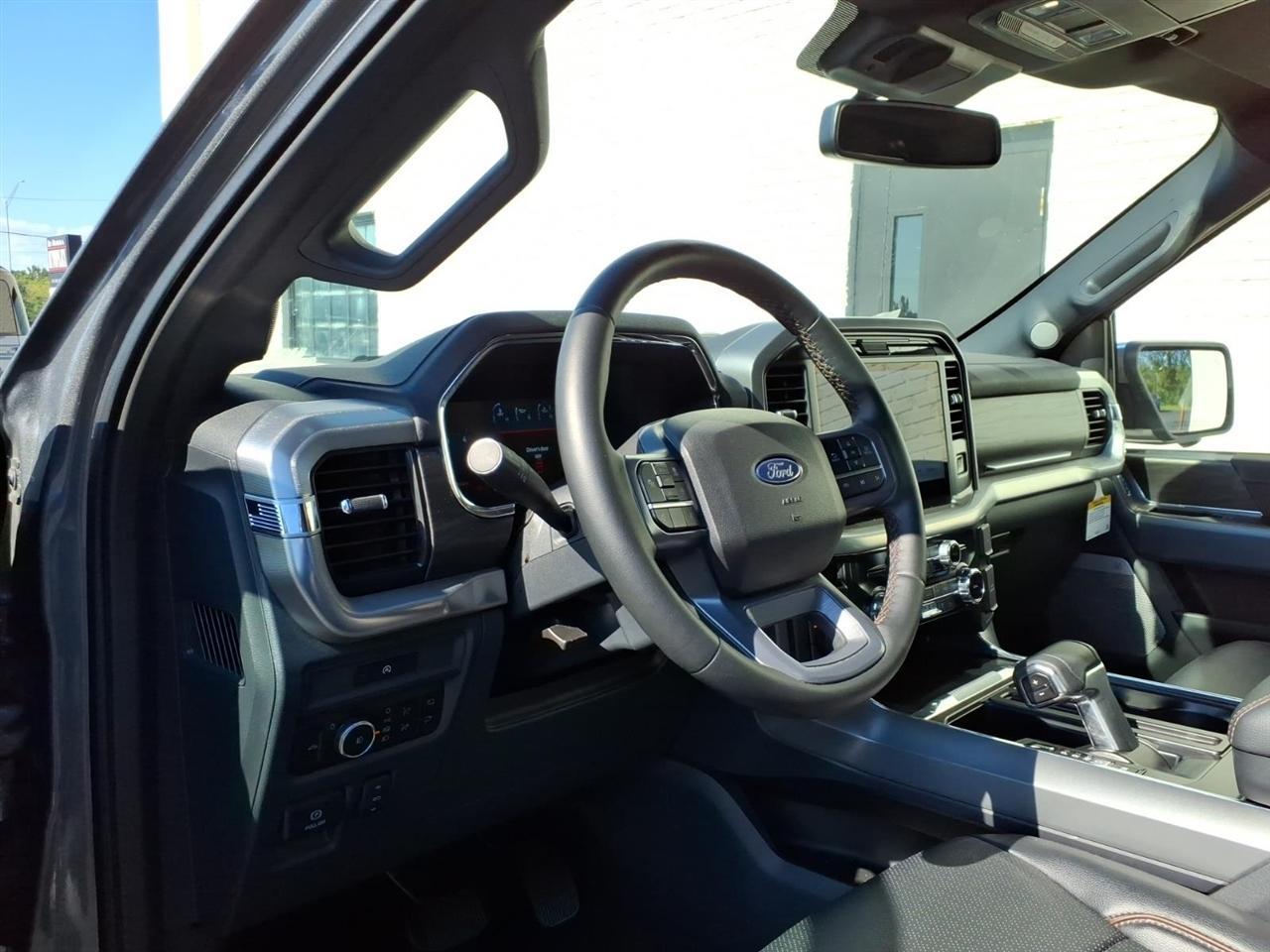 Ford F-150  2025