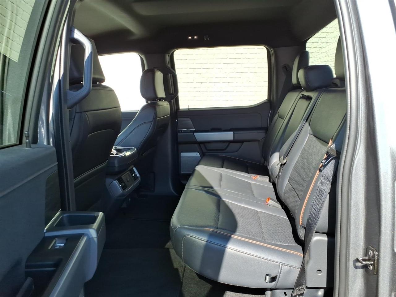 Ford F-150  2025