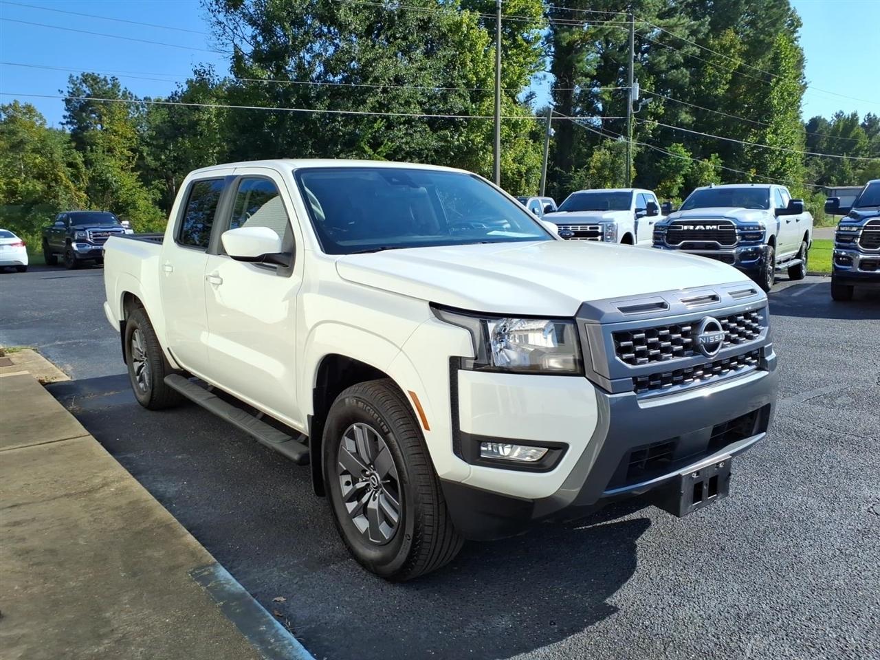 Nissan Frontier  2025