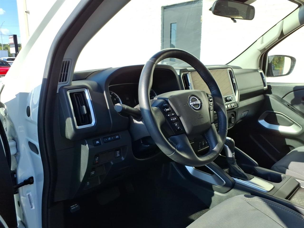 Nissan Frontier  2025
