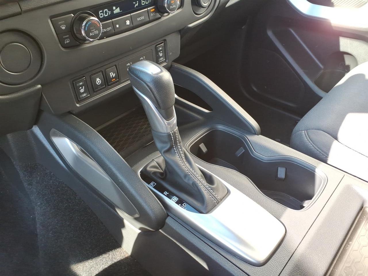 Nissan Frontier  2025
