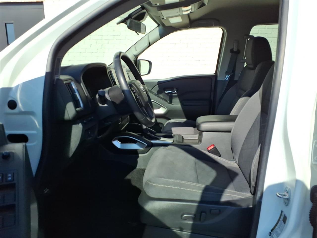Nissan Frontier  2025