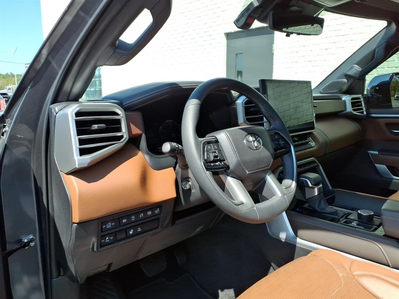 Toyota Tundra  2025