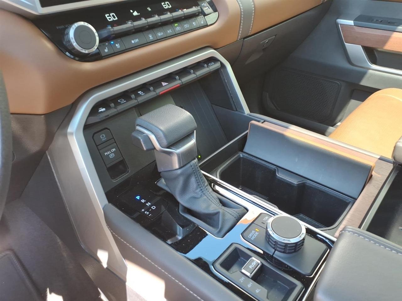 Toyota Tundra  2025