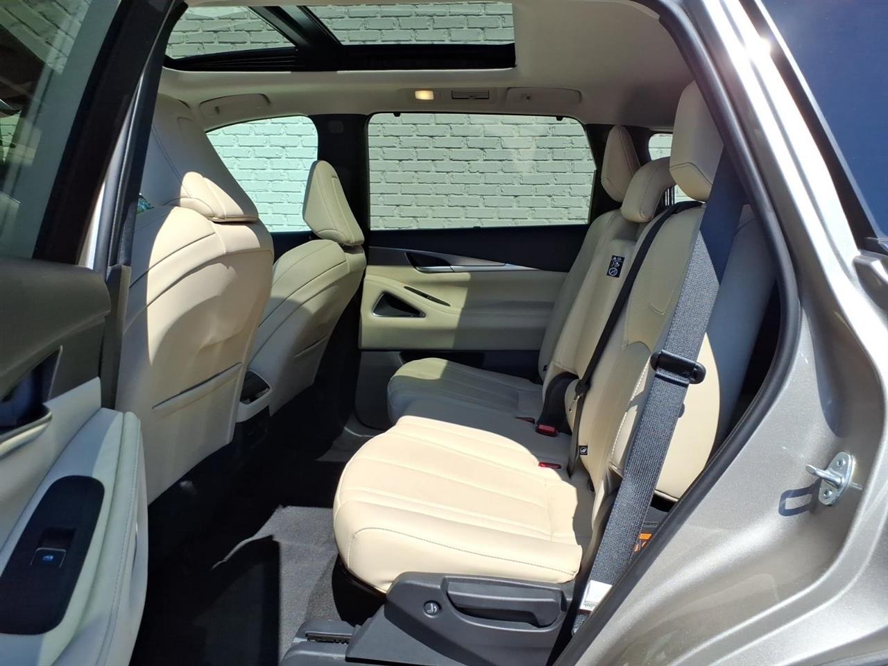 Infiniti QX60  2023