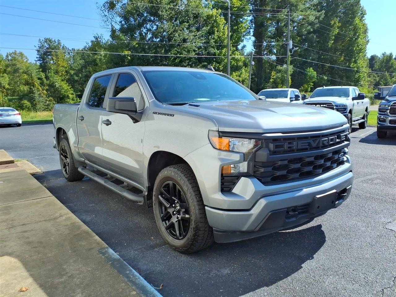 Chevrolet Silverado 1500  2025