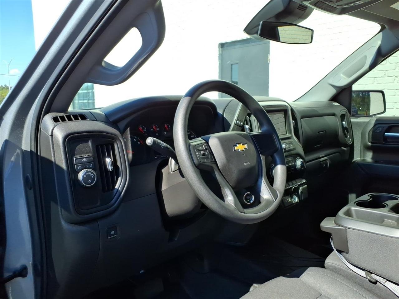 Chevrolet Silverado 1500  2025